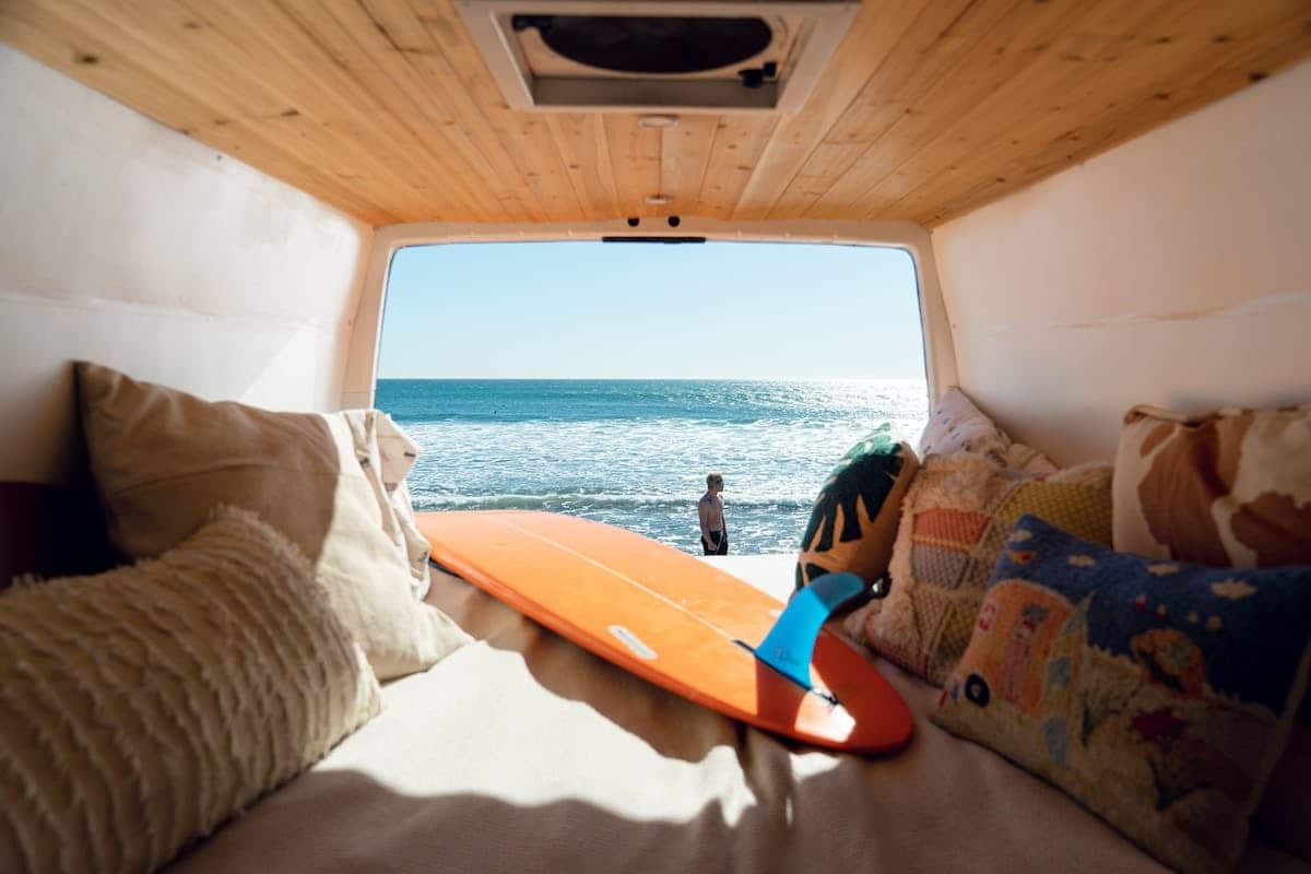 camping-car  vitrée