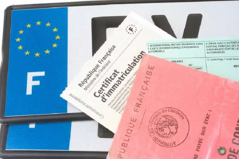 Comment lire une carte grise